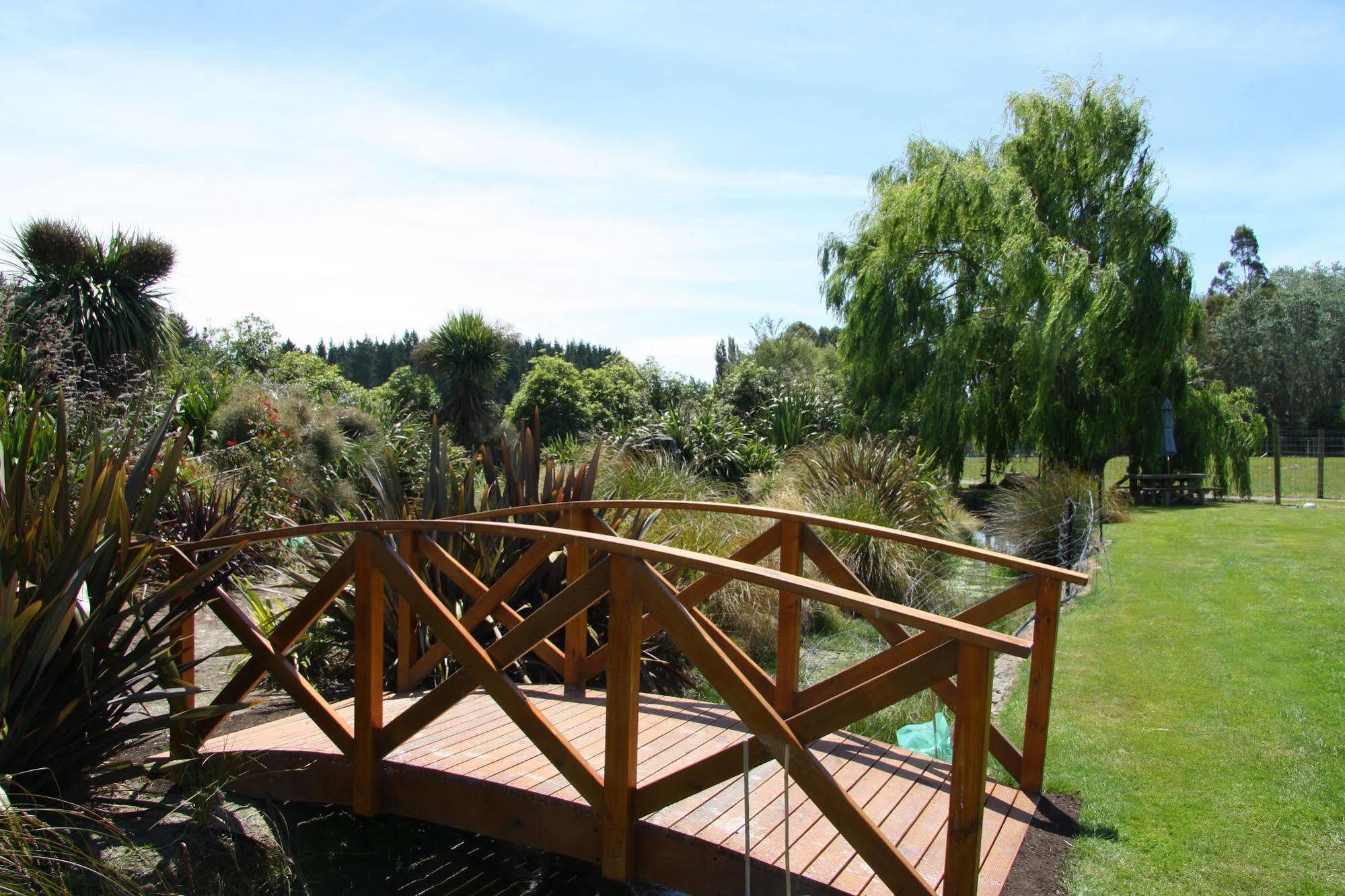 The Meadows Villa Christchurch Exterior photo